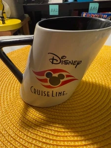 Disney Cruise Line Slanted Smoke Stack Kaffeebecher - Bild 1 von 6