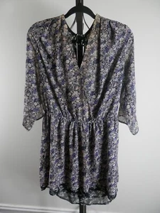 Womens Top Size 16 Lily Loves 3/4 Sleeves Black Floral Sheer Lightweight Pretty - Picture 1 of 8