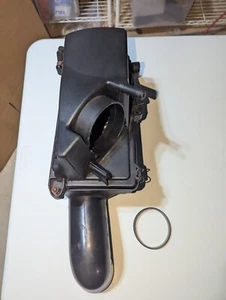 1999-2003 Saab 9-3 Convertible 2.0T OEM Air Cleaner Filter Housing Box 4876082 - Picture 1 of 4