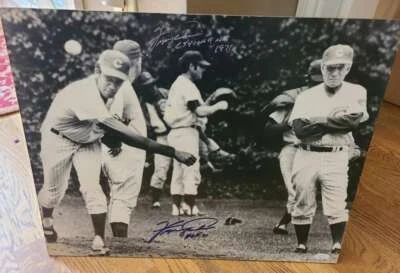 Fergie Jenkins JSA Signed Wood 14x19 Photo Hung In Ron Santos Restaurant  - Image 1 of 2