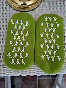 1 Pair Cracked Dry Skin Moisturizing Soften Spa Treatment Anti-slip Gel Socks - Picture 1 of 3