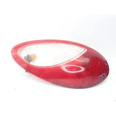 2007 克莱斯勒 PT Cruiser 乘客侧后灯零件编号 - 223009-02 — 第 1/4 张图片