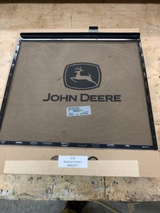 John Deere 670/770/790 Schermo radiatore trattore - Foto 1 di 2