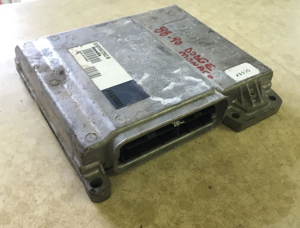 89 90 Dodge Monaco 1988 motor OEM caja de computadora 4605001 Foto 1 de 3
