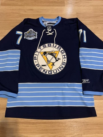 Reebok Evgeni Malkin Pittsburgh Penguins 2011 NHL Winter Classic Jersey Blue S Cover