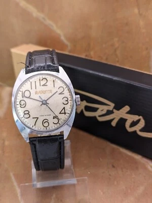 Vintage Watch USSR Raketa w Box 19Jewels Very Rare  SOVIET Wristwatch 2610 - Image 1 of 4