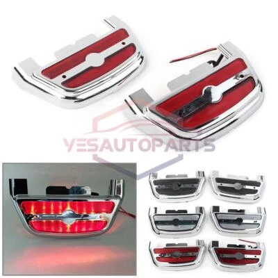 Cubierta de estribo de pasajero con luz LED para Harley Touring Road King Foto 1 de 4