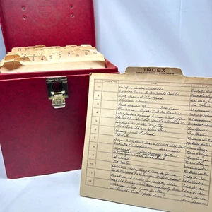 Amfile Platter-Pak No. 750 Red 45 RPM Record Case Index Cards with 47 Records - Imagen 1 de 18