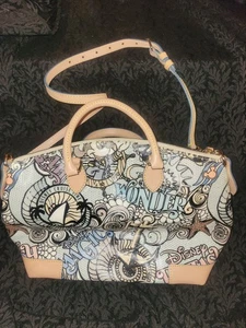 Bolso de Mano Disney Dooney & Bourke Cruceros Inaugural Disney Wonder Cruise Line LE - Imagen 1 de 6