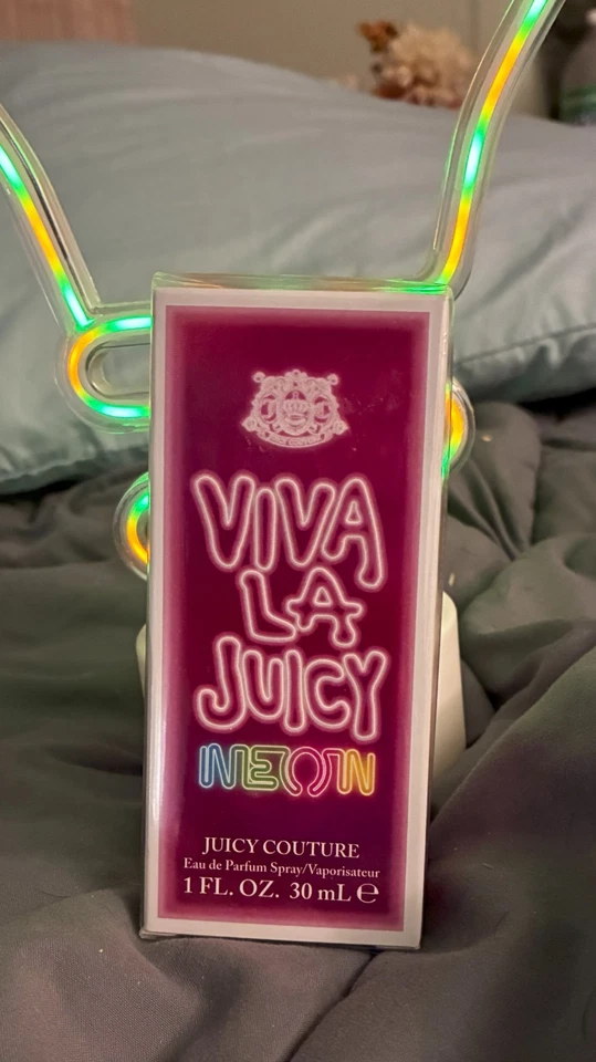 Juicy Couture - Viva La Juicy неоновая парфюмированная вода 1,0 унц. 30 мл - Изображение 1 из 1