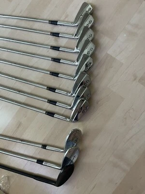 "Juego de hierro forjado Snake Eyes Smith & Wesson EV MB1 3-PW Sensicore regular +1/4""" Foto 1 de 4