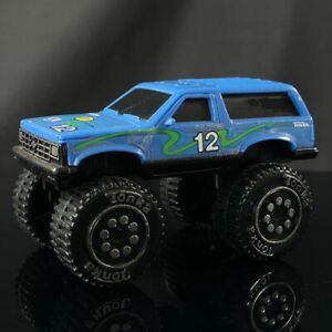 Tonka Chevrolet 4x4 High Wheels Truck Plastic Toy Car 3.75" Blue MINT