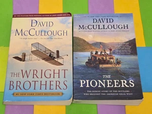 DAVID McCULLOUGH - LOT OF 2 TRADE PAPERBACK BOOKS - WRIGHT BROTHERS & PIONEERS - Picture 1 of 2