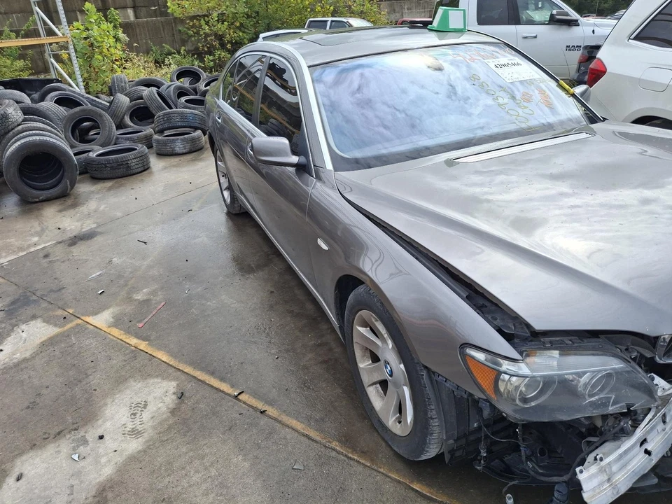 Used Automatic Transmission Assembly fits: 2006 Bmw 750I AT 6 speed Grade A - Image 1 of 4