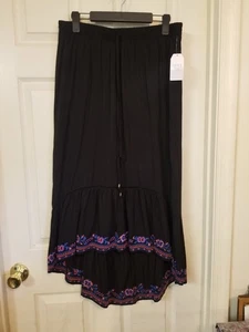 Time Tru Rock Lg 12-14 schwarz bunt Blumen Kleid Taille bestickt HiLo Saum Neu mit Etikett - Bild 1 von 14