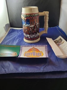 2003 Budweiser Old Towne Holiday Stoneware Beer Stein CS560 Anheuser-Busch, Inc. - Picture 1 of 6