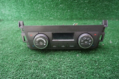 Cadillac DTS 2007 2008 2009 2010 2011 control de aire acondicionado OEM 15228682 Foto 1 de 4