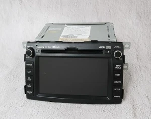 2011-2013 Kia Sorento Multimedia CD Receiver 96560-1U000CA BROKEN - Picture 1 of 8