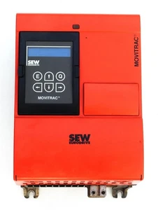 SEW-EURODRIVE MOVITRAC 31C022-503-4-00 Industrieller Frequenzumrichter - Picture 1 of 9
