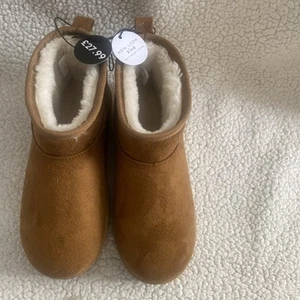 Pair Of Faux Swade New Look Size Six 14.00 - Picture 1 of 3