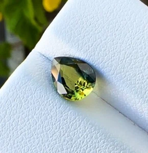 AIG Certified 1.63ct Fine Bi Color Parti Sapphire | Natural from Madagascar - Picture 1 of 7