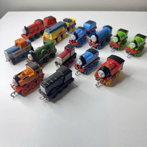 Thomas The Tank Engine & Friends Mini Train Locomotive And Box Cars Lot - Picture 1 of 12