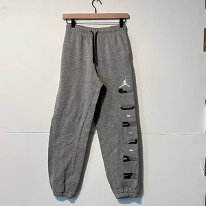 Jordan Boys Sweatpants Joggers Size XL 13-15 Yrs Grey Embroidered Athetlic Logo - Picture 1 of 7