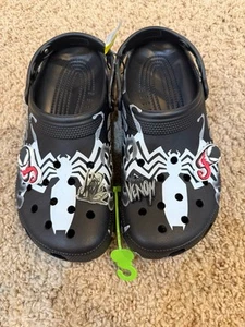 NEW Marvel Venom X Crocs Classic Clog Spiderman Men's Size 8, (READ!) - Picture 1 of 7