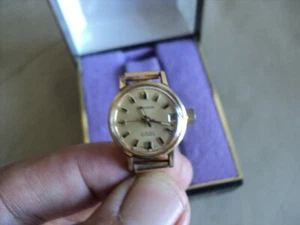 Vintage Automatic Carronade 21 Jewels Ladies Date Watch Working Original Box. - Picture 1 of 12