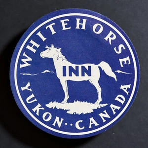 Etiqueta de equipaje *** GENUINA VINTAGE *** Circa 1933 Whitehorse Inn Yukon Canadá - Imagen 1 de 3