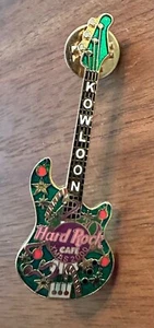 Hard Rock Cafe KOWLOON 2000 PIN NATALIZIO Ornamenti su chitarra verde - Foto 1 di 2