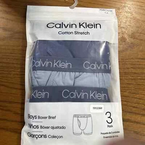 Neu mit Etikett Calvin Klein JUNGEN 3er Pack (verschiedene) BAUMWOLLE STRETCH BOXERSHORTS 5133 Größe 4-5 - Bild 1 von 6