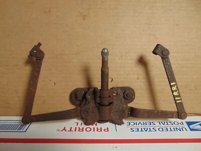 1937 1938 FORD CRANK OUT WINDSHIELD REGULATOR ORIGINAL CAR OR PICKUP TRUCK L@@K - Image 1 of 4