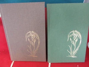 877.  Volume 1 & 2 Private Collection Junior League of Palo Alto CA Hard Cover - Bild 1 von 7