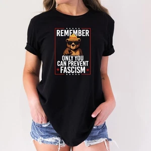 Smokey the Bear Anti Faschismus Anti Trump Erwachsene Politik T-Shirt - Bild 1 von 3