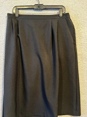 Falda Nikki para mujer talla 18 cintura elástica tirar de frente plano negra”  Foto 1 de 4