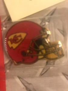 Wincraft NFL Collectable Team Pin - Kansas City Chiefs - Picture 1 of 3