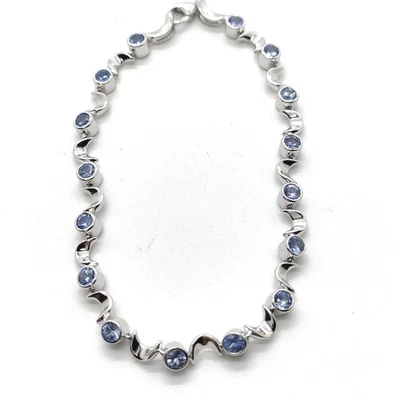 NO TARIFF Jewelry Bracelet Sapphire 2.22ct White Gold 2331841 - Image 1 of 4