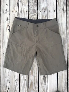 Kuhl Born In The Mountain Olive Green Shorts Flat Front Size 32 Inseam 10” Men’s - Picture 1 of 12
