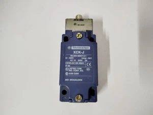 TELEMECANIQUE XCK-J LIMIT SWITCH - Picture 1 of 5