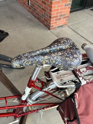 Sela de bicicleta feminina Terry floral borboleta trilhos de titânio edição limitada - Imagem 1 de 2