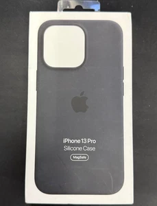 OEM Apple Silikon Case mit MagSafe für Apple iPhone 13 - Mitternacht - Bild 1 von 2