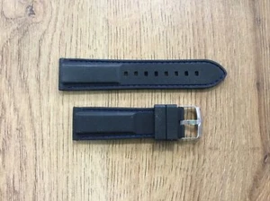 Cinturino Silicone Nero Con Cuciture Blu 24 Mm sub crono - Foto 1 di 4