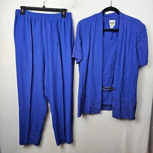 R & M Richard’s Suit Woman’s Size 12P Blue Short Sleeve Top Pants Set Vintage - Picture 1 of 13