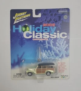 1941 Chevy Special Deluxe Wagon die-cast Holiday/Christmas Ornament with hanger - Picture 1 of 3