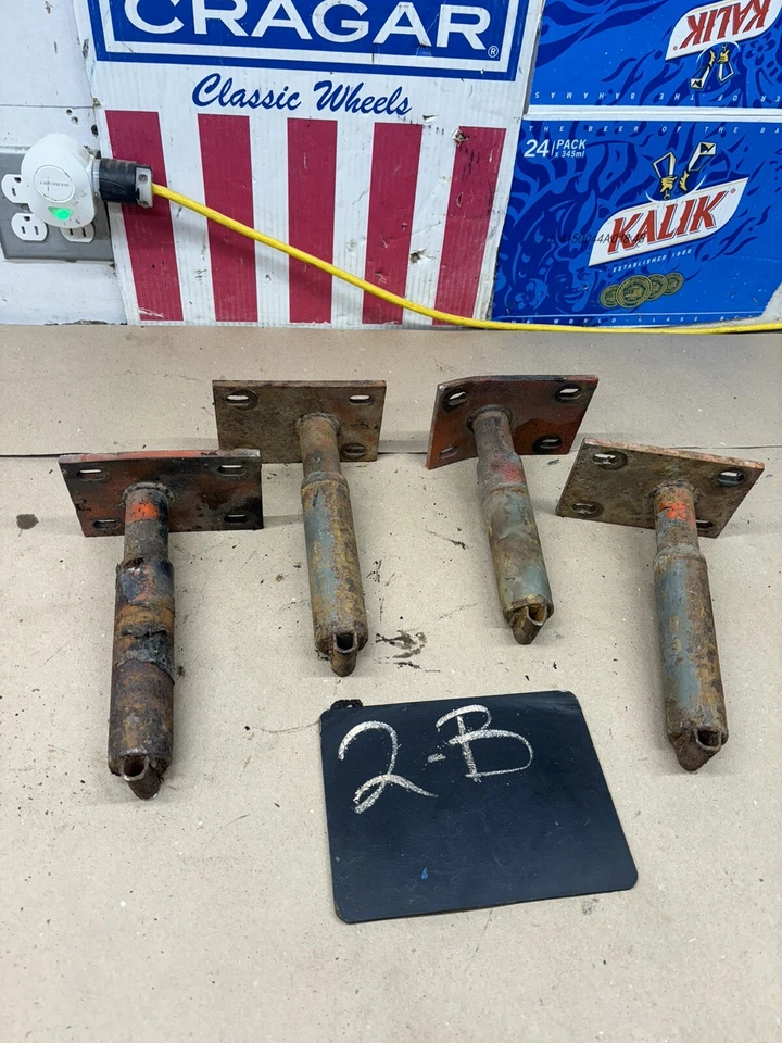 79-1986 1979-1986 Mustang Foxbody parachoques delantero trasero amortiguadores de impacto LOTE PROYECTO Foto 1 de 4