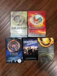 Divergent Series books 2-3 and Companion Book Four - Bild 1 von 2