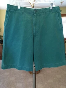 Vintage Emergency Exit Mens Green Bermuda Shorts Size 34 x 9 - Picture 1 of 4