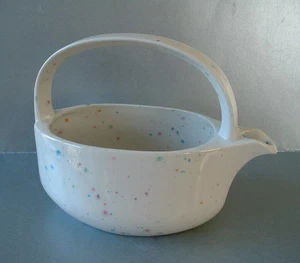 Pretty Midwinter ( Wedgwood Group ) STYLE  Gravy Boat / Sauce Pourer - Picture 1 of 7