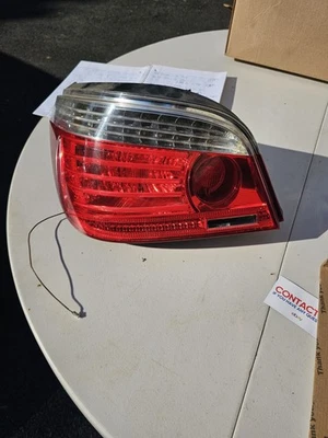 Luz trasera izquierda BMW 528i 535i 550i M5 2008 2009 2010 OEM 63217180515 Foto 1 de 4